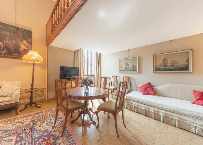 Canal Grande Suite